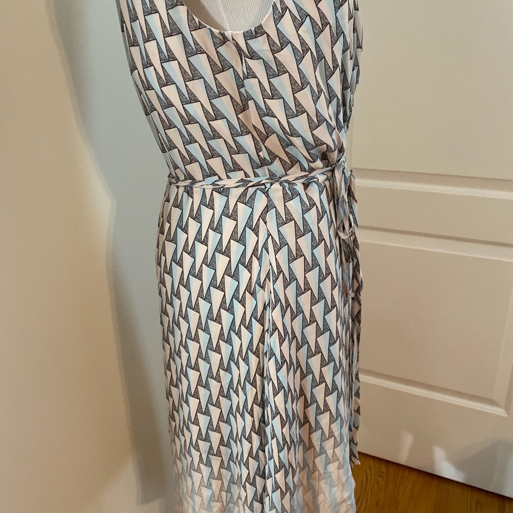 Rebecca Minkoff Geometric Print Silk Wrap Dress Size 4 - Picture 6 of 8